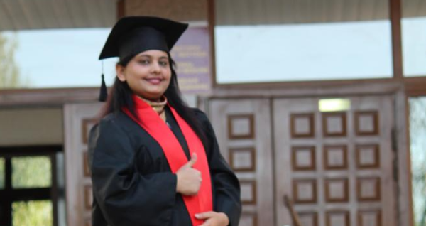 Best Business Woman in Ahmed Nagar Nomination goes to Dr Mayuri Netaji Thakare