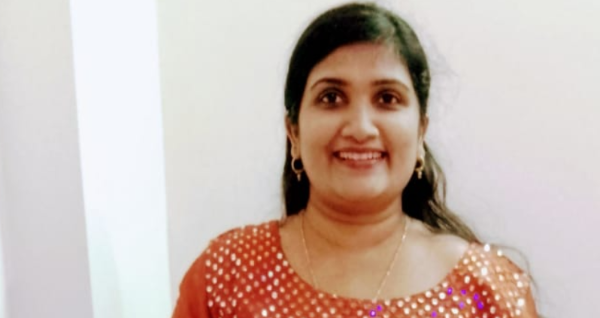 T Raja Rajeswari Won Mrs Visakhapatnam 2023 Crown