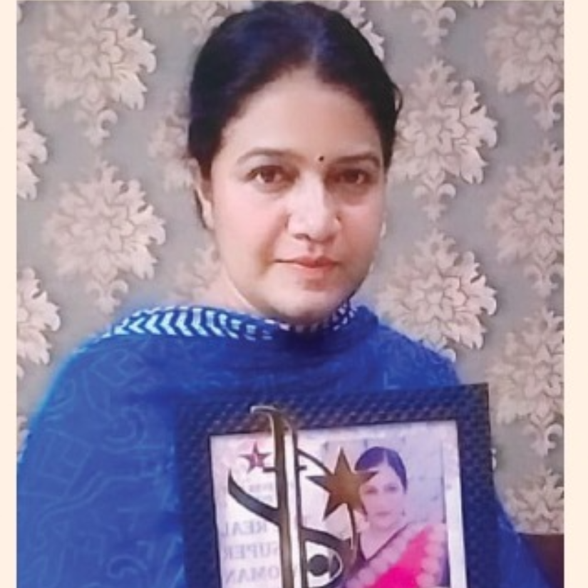 Dr Mamta Mohan Singh Honored as Best Social Activist in Delhi 2023