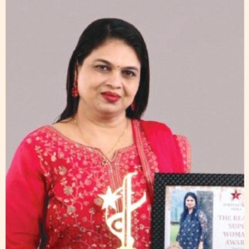 Sangeeta Chaudhary Honored as Best Event Manager in Thane 2023