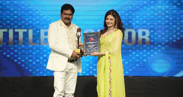 Best Social Worker in Barabanki award goes to Mohd Haroon Rayeen